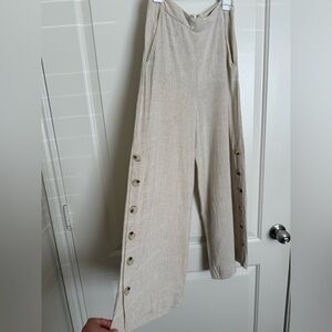 Lulus beige high waisted linen Capris size XS beach, resort, vacation, cruise